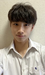 内山晴渡