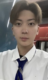 白川葵羽
