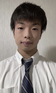内藤晃仁