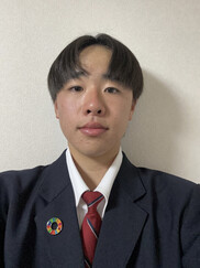 内田斗茉