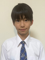 河野裕翔