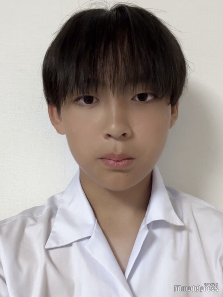 将来有名になるかもしれない中三男子の自画像 表 俺 裏 友達 男子中学生ミスターコン2025 東日本ブロック | 鈴木大智さんの写真