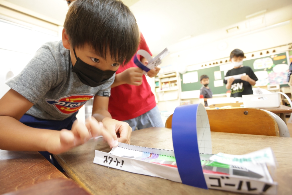 夏休みイベントレポート たのしーとビンゴゲーム と トントン 虫レース で暑さを吹き飛ばそう 福生市臨時第２田園クラブ ふっさっ子の広場 すき がみつかる 放課後たのしーと