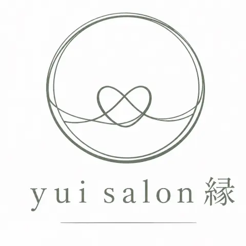 yui salon 縁のロゴ