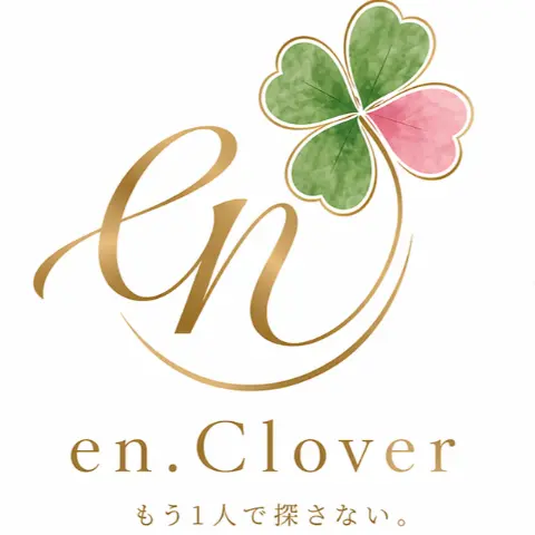 en.Cloverのロゴ