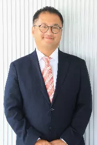 結婚相談所　Blue Avisの婚活カウンセラー写真