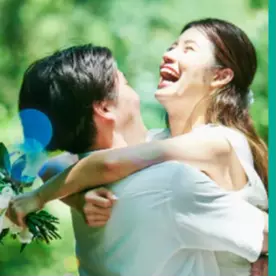 ブライダルサロン　ハッピーサプライズのロゴ