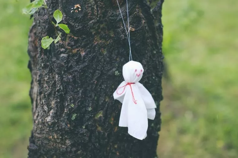 台風接近。デートは延期も考えてくださいね