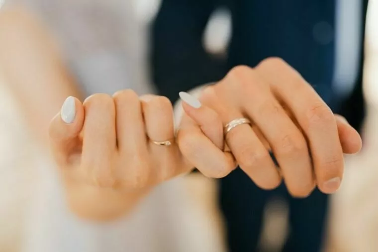 お見合い結婚の離婚率が低い理由と円満家庭にするコツを解説