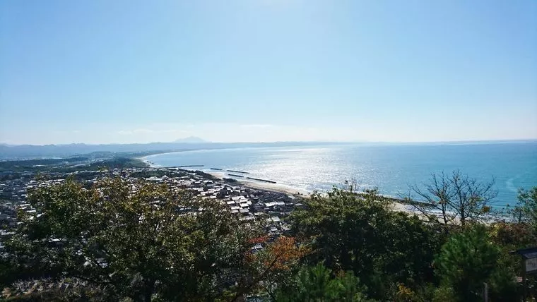 新年あけまして　おめでとうございます