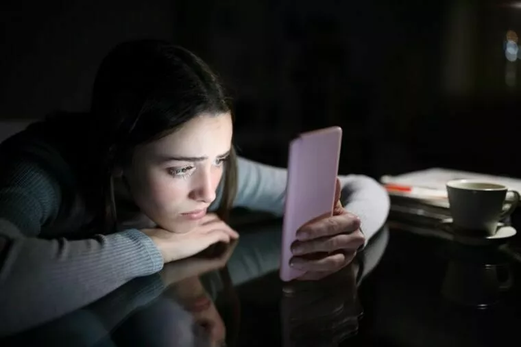 【婚活】lineで未読スルーする相手の心理と対応方法