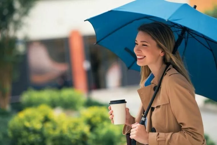 雨の日の服装どうしてる？NG例とOK例をご紹介