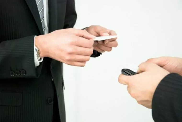 仕事で言えば名刺交換のようなもの