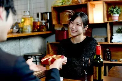 あなたの結婚相談所　BUDDY　BRIDAL「婚活女性は見ている！「店員への態度や対応」」-5