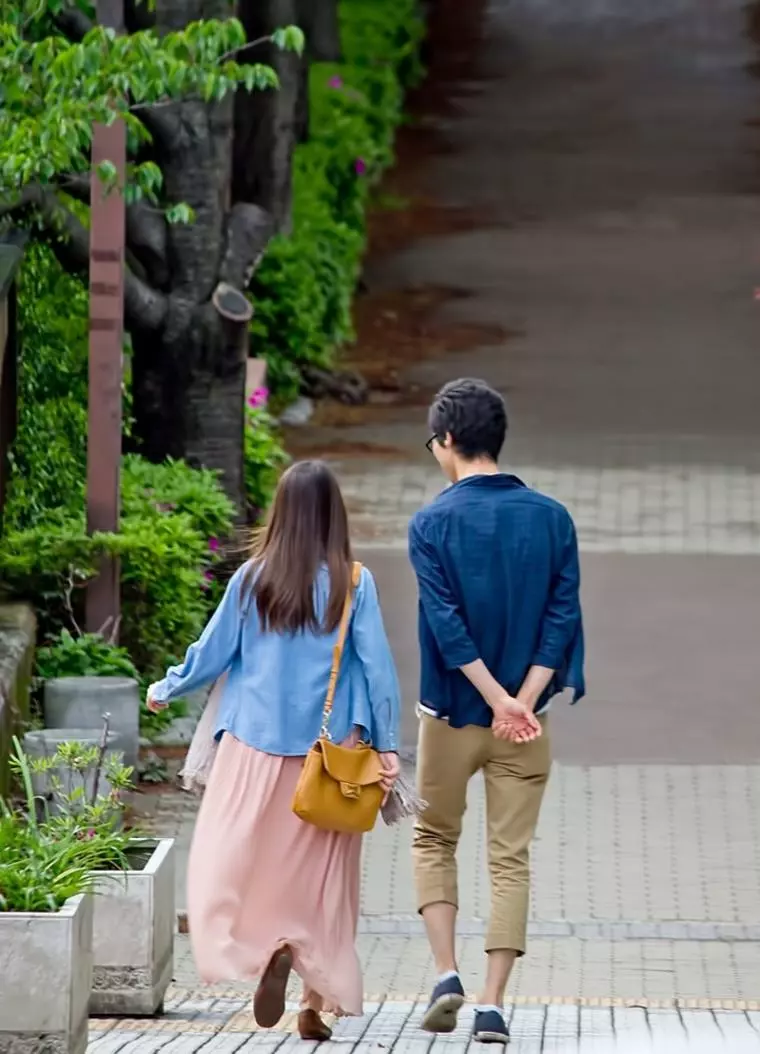 結婚相談所では複数交際は可能なんですよ。
