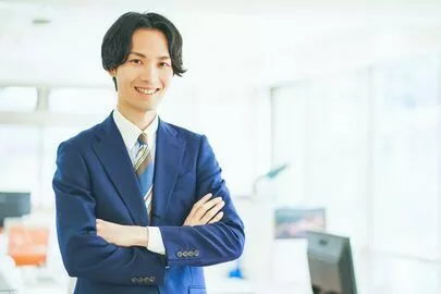 結婚相談所ピュアウェディング「高学歴男性は恋愛が苦手？婚活を成功させるためのカギとは」-5