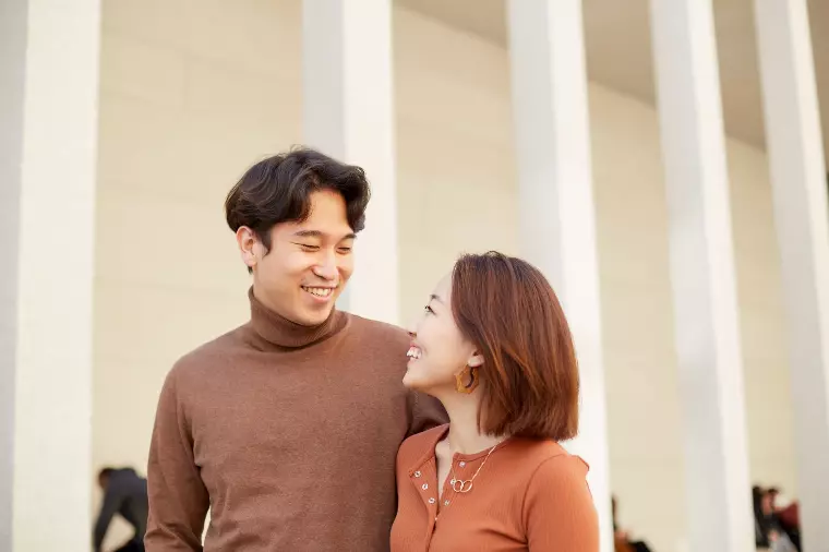 女性があなたに惹かれ結婚を決意するまでの流れ②