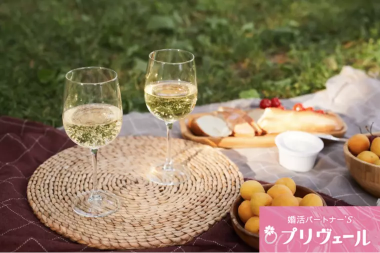 お相手が話してるのに手を止めずに食べ続ける男子の末路