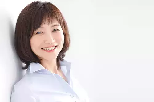 ハレサポ「【30代婚活】差がつく！選ばれるお見合い写真３つのコツ」- 5