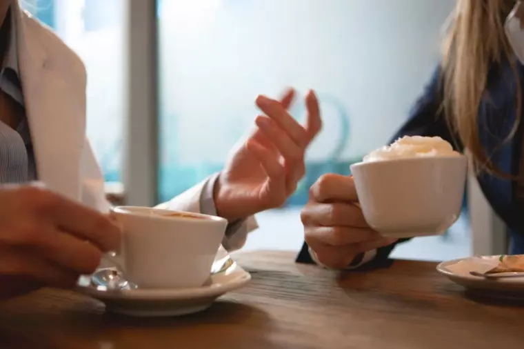 ハイスペとのデートで話題がないんだけど、どうしたらいいの