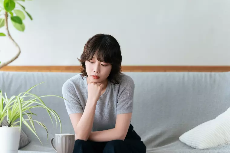 沈黙を怖がる女性の心理