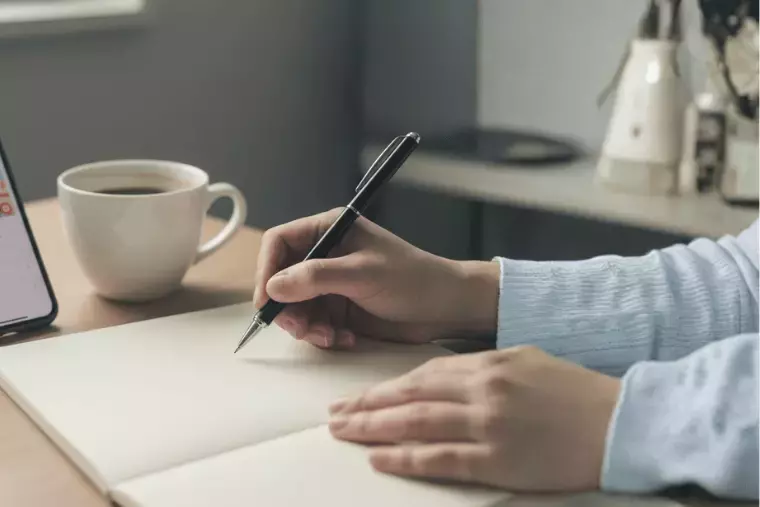 結婚相談所 piu Mee（ピウミー）「「普通の男性でいい」30代女性が結婚できない本当の理由」- 3