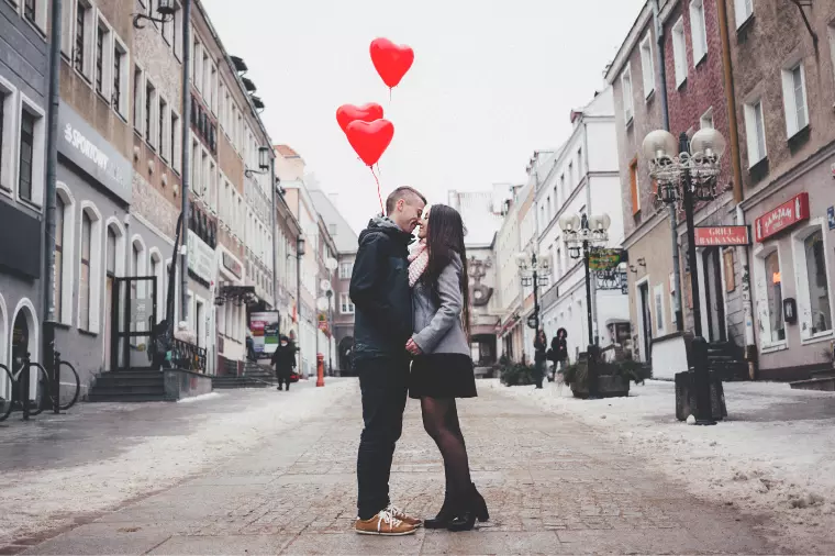 アメリカ人男性が見せる脈ありのサインとは？