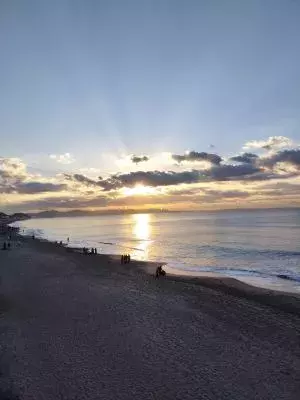 全国聴覚障がい者婚活支援協会「2026年元日江ノ島からの御来光」- 5