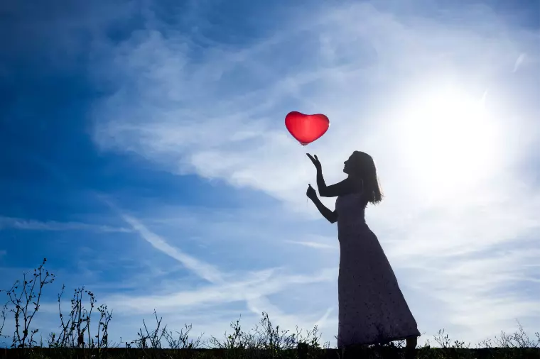 友人の結婚報告に素直に喜べない私って性格悪い？