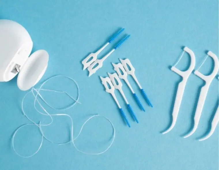 デンタルフロス必須