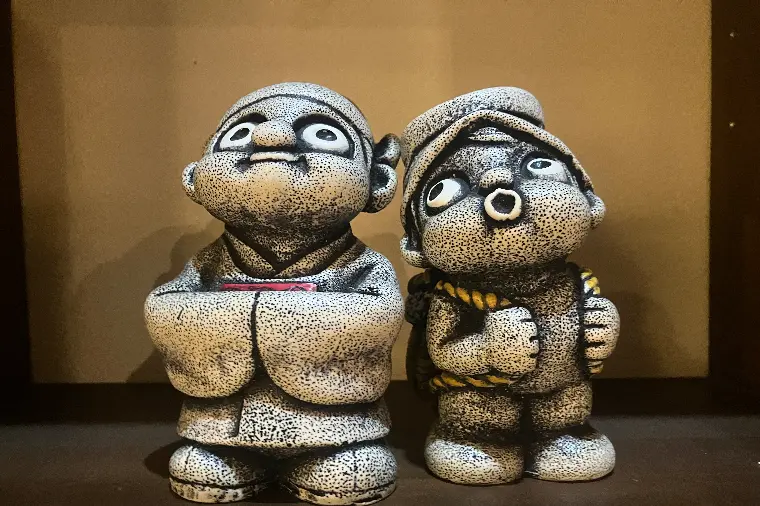 山あり谷あり崖っぷちあり