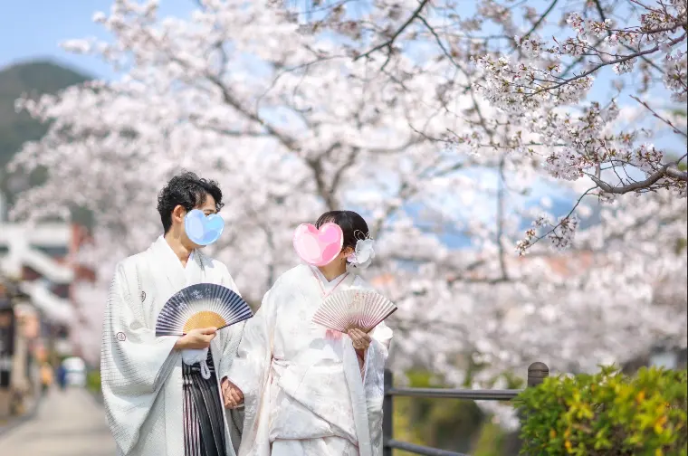 Vive la Vie（ヴィブラヴィ）「20代のご成婚 前撮りのプロデュース＆同行しました!」-1