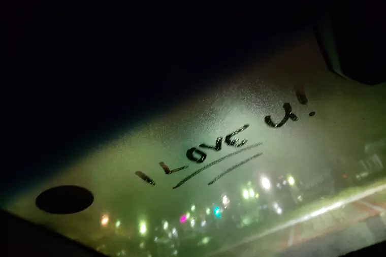 交際前のラインのやり取り、返信が止まる人の共通点5つ