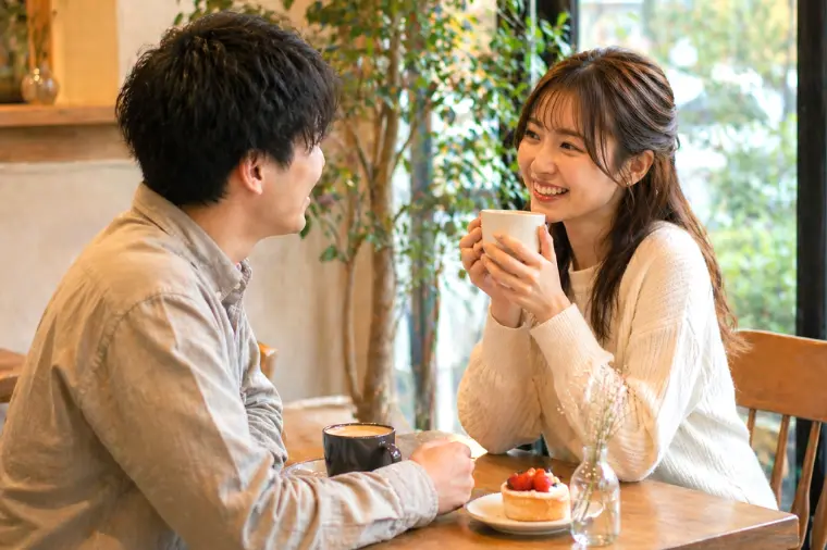 【女性向け】男性を惹きつけるモテる話し方のコツ