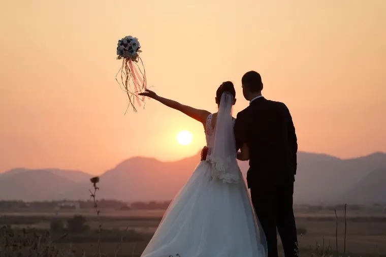 結婚するって決めてる人と曖昧な人の差