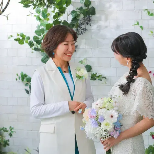 ＥＴＥＲＮＩＴＹ（エタニティ）「破局を乗り越えた20代成婚者さんとの「お祝いフォト」」- 4