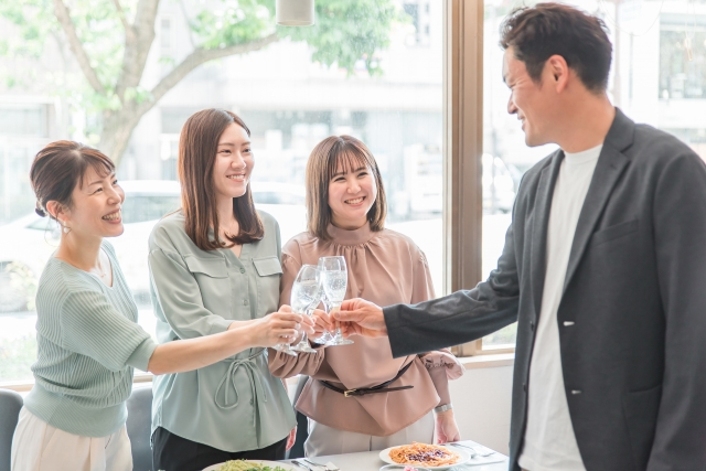 モハラマリッジ「ぶっちゃけ「良いなと思う男性」から選ばれない…30代女性」- 3