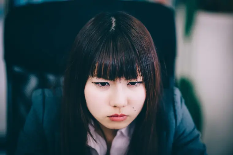 婚活アプリが助長する「自分が嫌いです」の正体