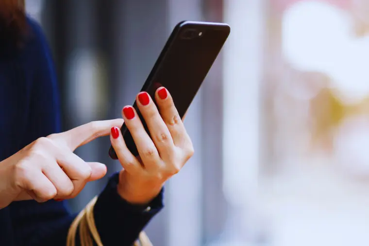 結婚相談所のお見合いでLINE交換はNG？その理由とは