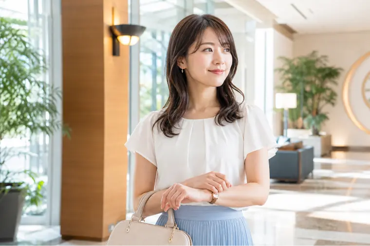夏のお見合いは何分前に着くべき？