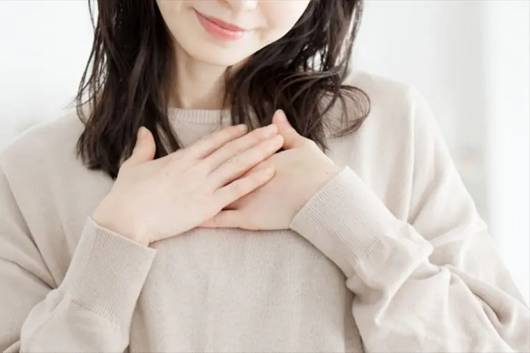 幸せ思考の女性が魅力的に見えて良縁を引き寄せる理由