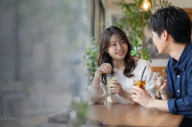 お酒の量は婚活で申告する？