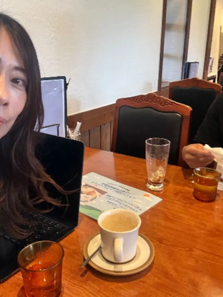 結婚相談所の面談風景
