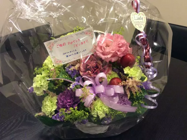 明日は成婚者さんのお祝いランチ会です。
