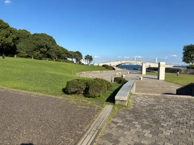 結婚相談所マリリエ「【おすすめ婚活デートスポット】海を眺めながら距離が縮まる」- 4