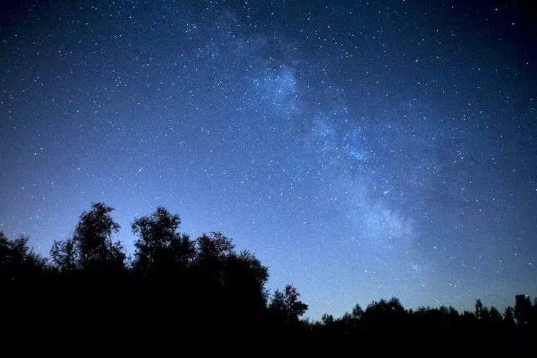 満天の星空デートはいかがですか