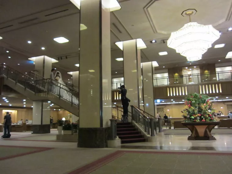 お見合い場所の確定と席の確保方法について