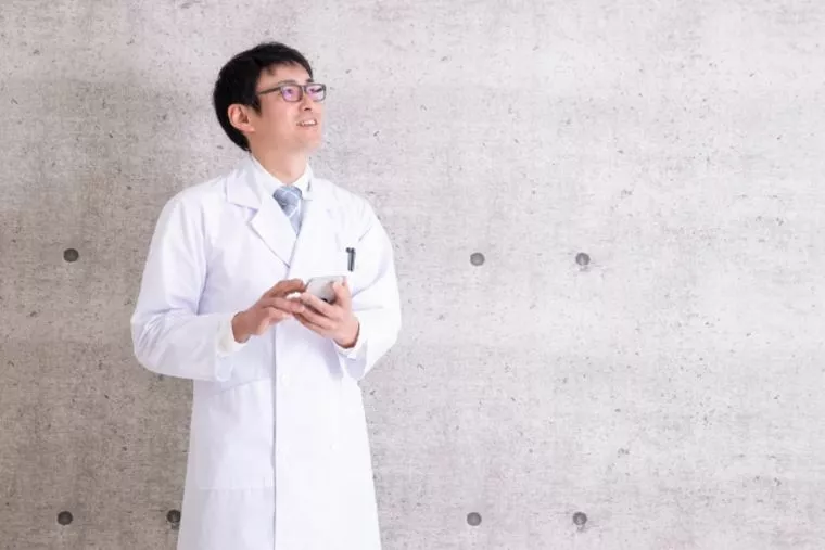 ドクターの彼、怪我が二人を一気にくっつけた！！