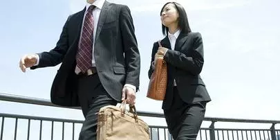 パールウエディング「20代で結婚相談所は早くありませんか？」-3