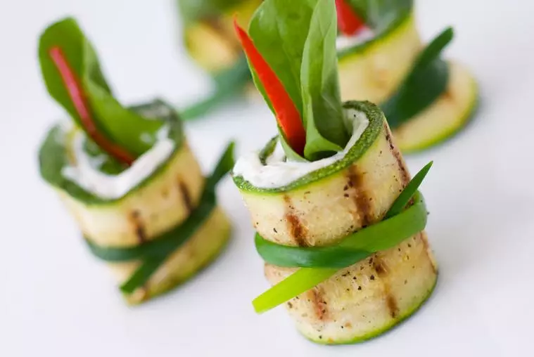 ケチな女は婚期が遅れる